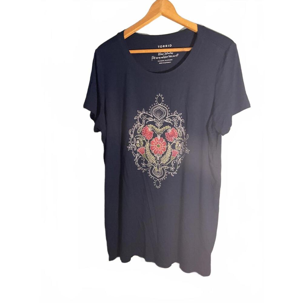 Torrid Navy Blue Floral Embroidered Short Sleeve T-Shirt